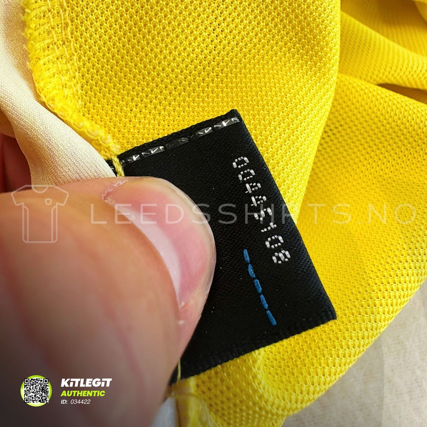 2002/03 Bortedrakt XL Smith #17