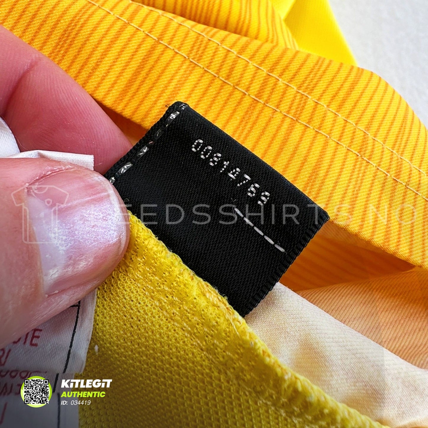 2002/03 Bortedrakt L Bowyer #11