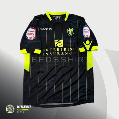 2011/12 Bortedrakt XL Snodgrass #23